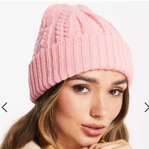 Urbancode London Pink cable sweater beanie